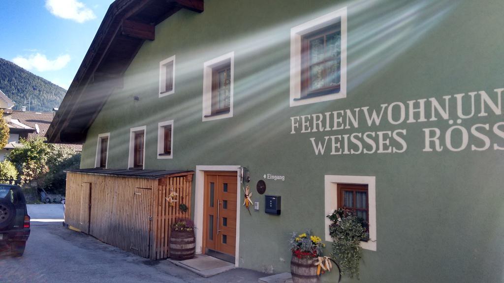 Appartements Weisses Rössl Sillian Exterior foto